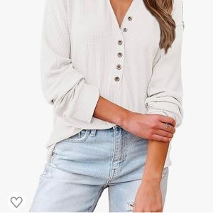Women’s White Button Down Top‎